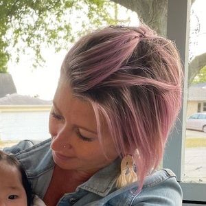 Meet your Posher, Stacy